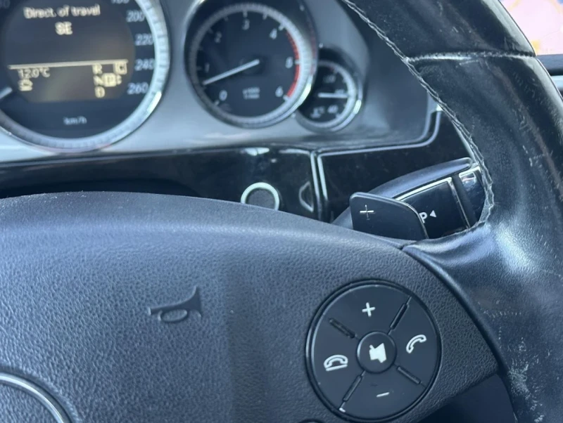 Mercedes-Benz E 350, снимка 9 - Автомобили и джипове - 53053196