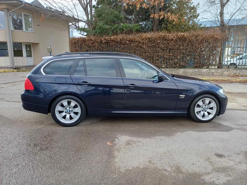 BMW 330 i XDrive Touring, снимка 6 - Автомобили и джипове - 53156344