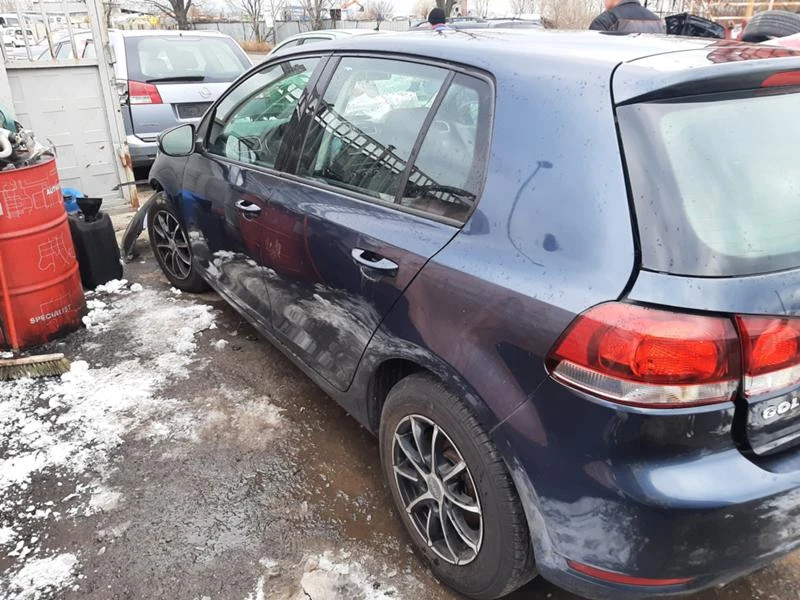 VW Golf 2.5i tip CBT , снимка 4 - Автомобили и джипове - 35151480