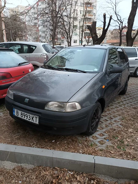 Fiat Punto, снимка 1 - Автомобили и джипове - 47533759