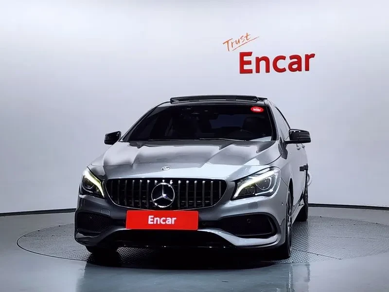 Mercedes-Benz CLA 2.5, снимка 3 - Автомобили и джипове - 54287609