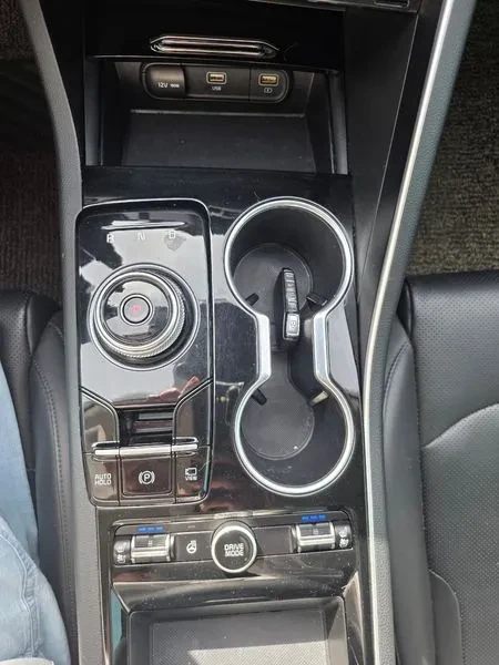 Kia K5 2.0 Lpi Trendy, снимка 10 - Автомобили и джипове - 55739455