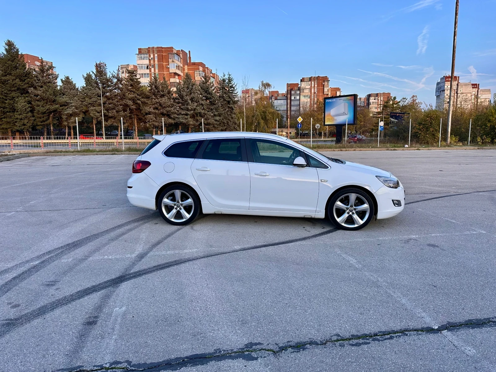 Opel Astra J, снимка 1