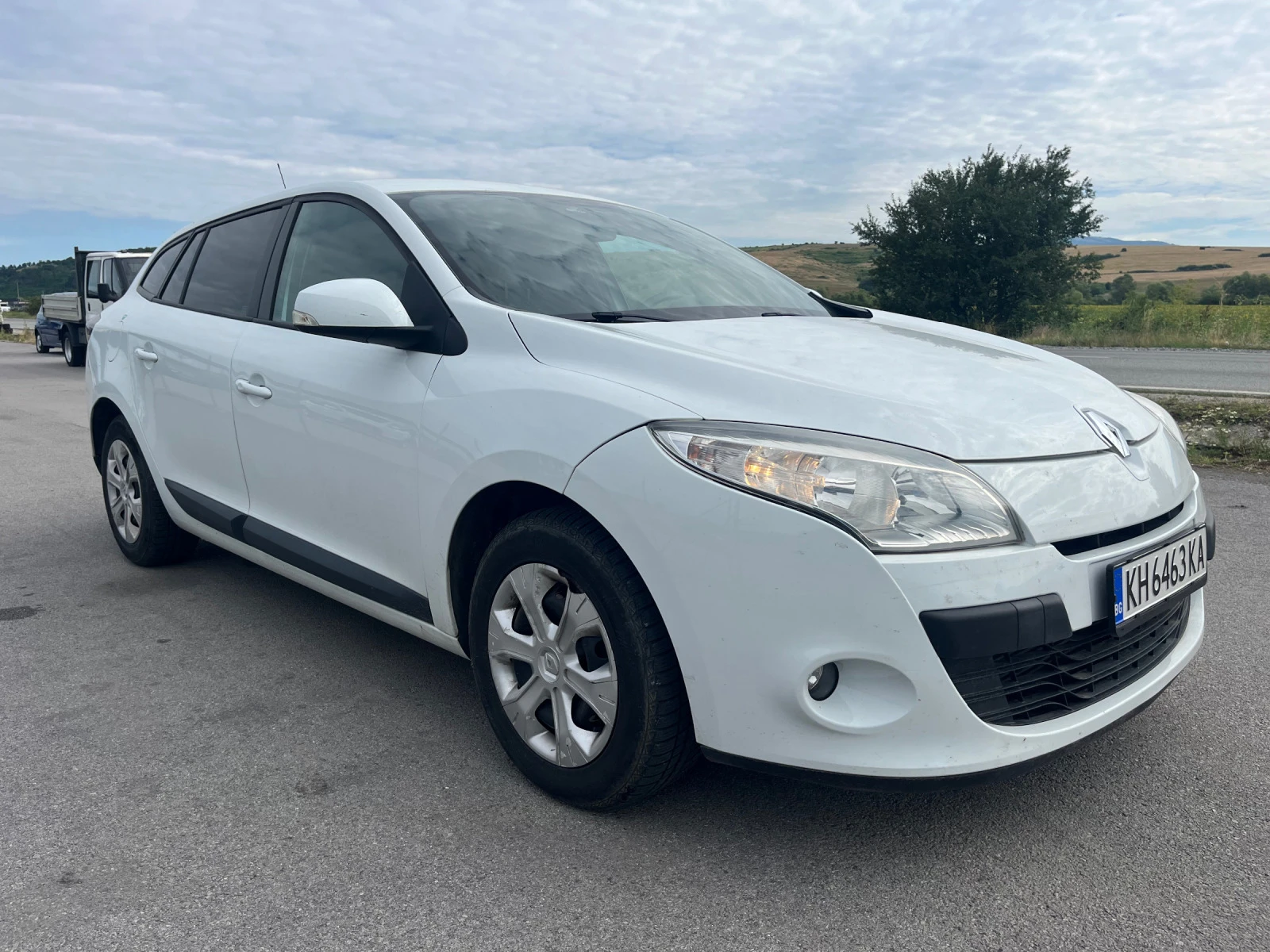 Renault Megane 1.5 DCI - изображение 2