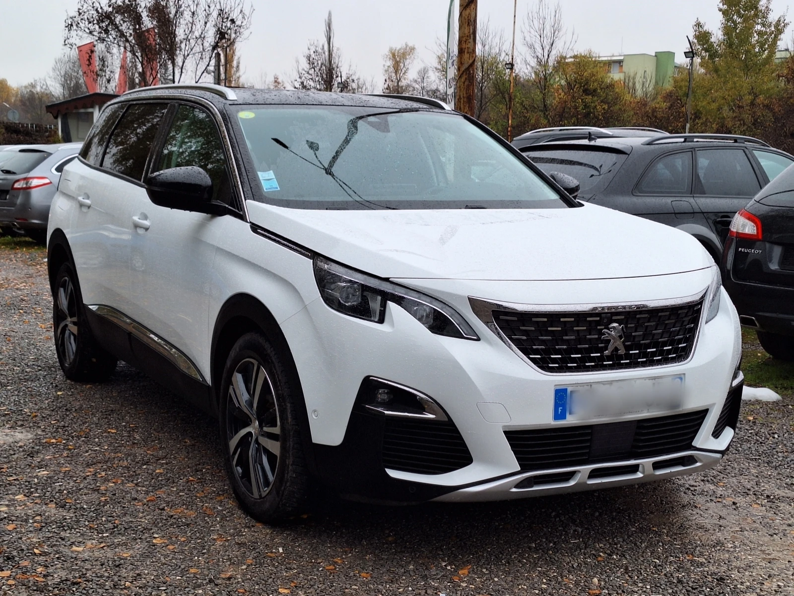 Peugeot 5008 1.6 Blue HDI EAT6 120 kc. 7места - изображение 4