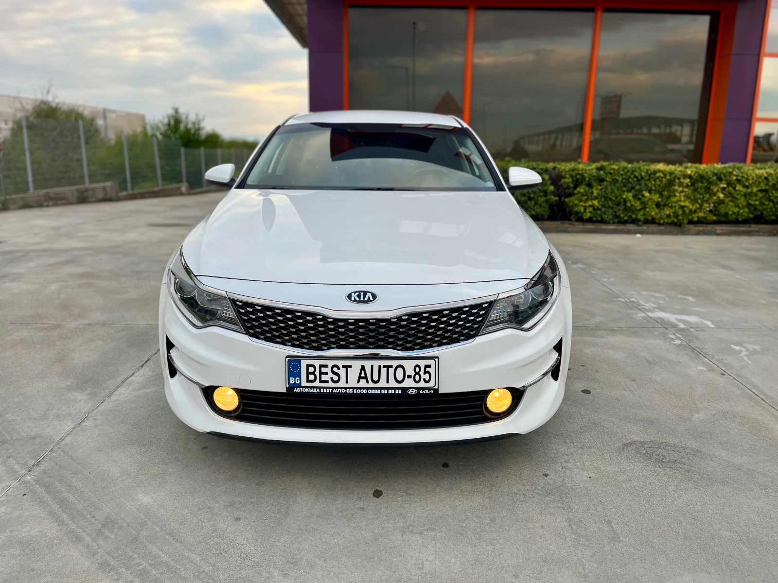Kia K5 2.0i газ, подгряване, keyless go, Гаранция - изображение 2