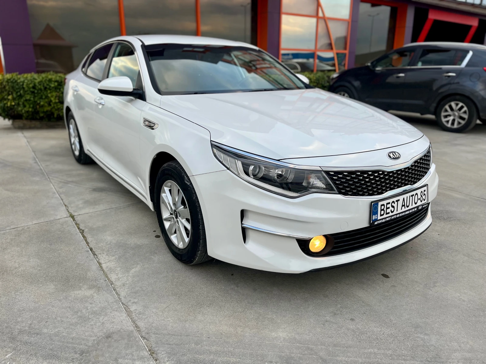 Kia K5 2.0i газ, подгряване, keyless go, Гаранция - изображение 3