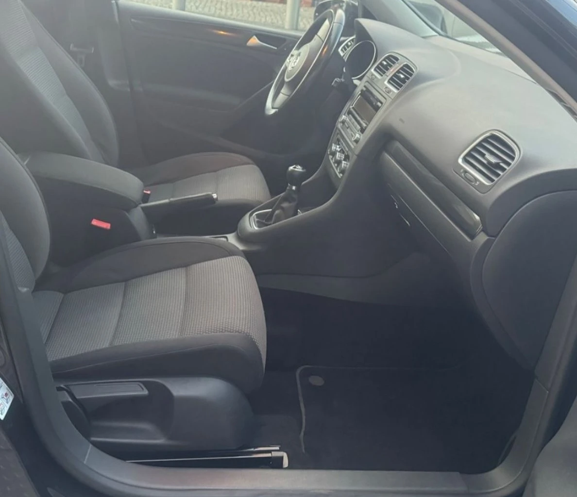 VW Golf 1.4 122к.с. неразличим от нов 96 000км разход5/100 - изображение 9