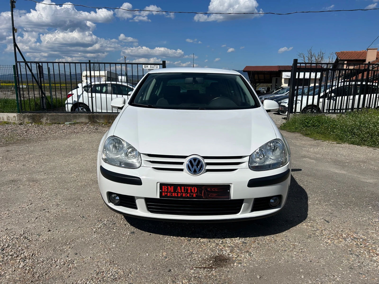 VW Golf 1.6 I ГАЗ-БЕНЗИН - изображение 2