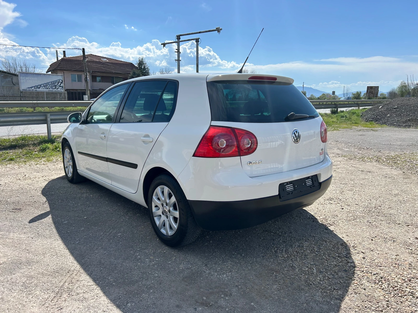 VW Golf 1.6 I ГАЗ-БЕНЗИН - изображение 5