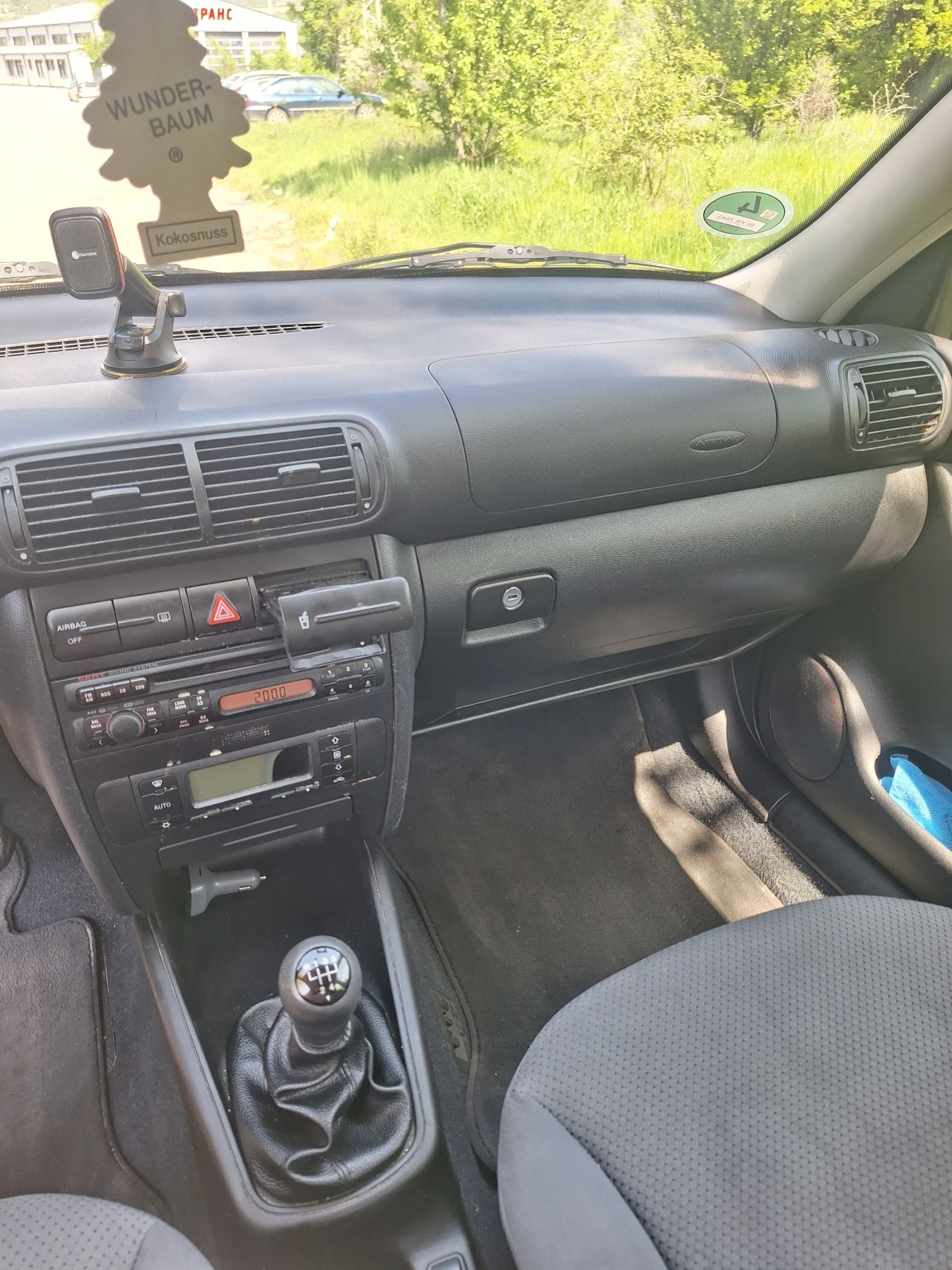 Seat Leon 1.6 16v 105К.С - изображение 7