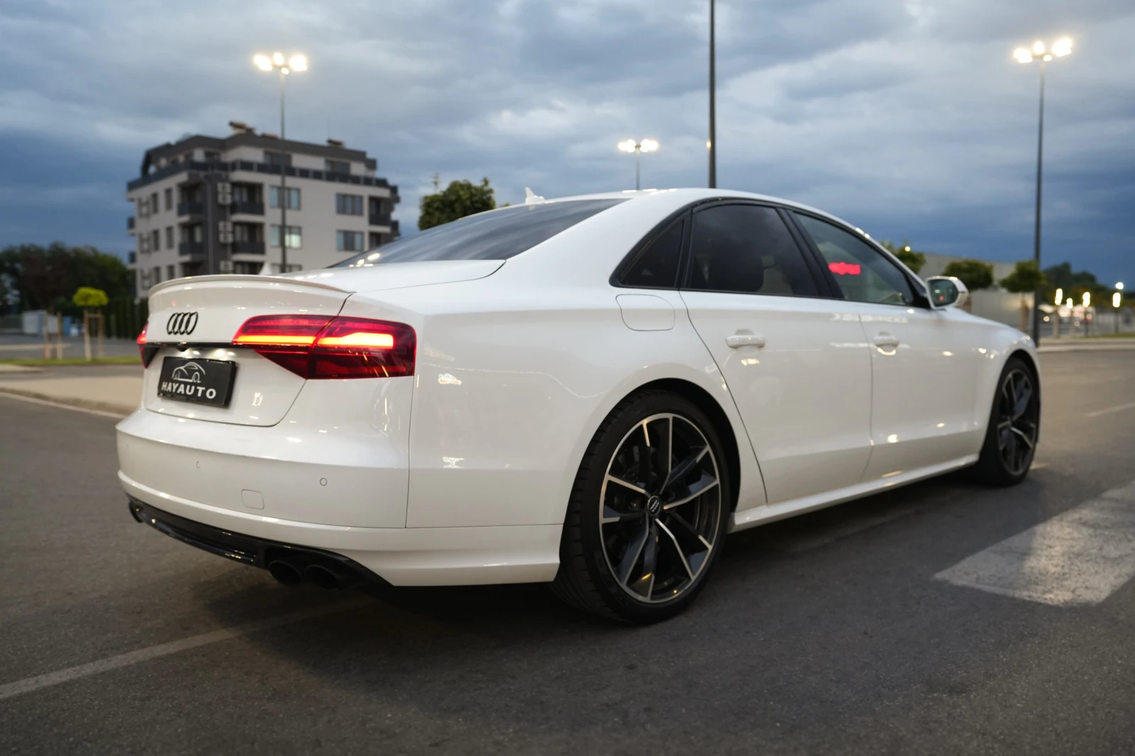 Audi S8 PLUS= 4.0= V8T= MATRIX= CARBON CERAMIC= HUD=  - изображение 4