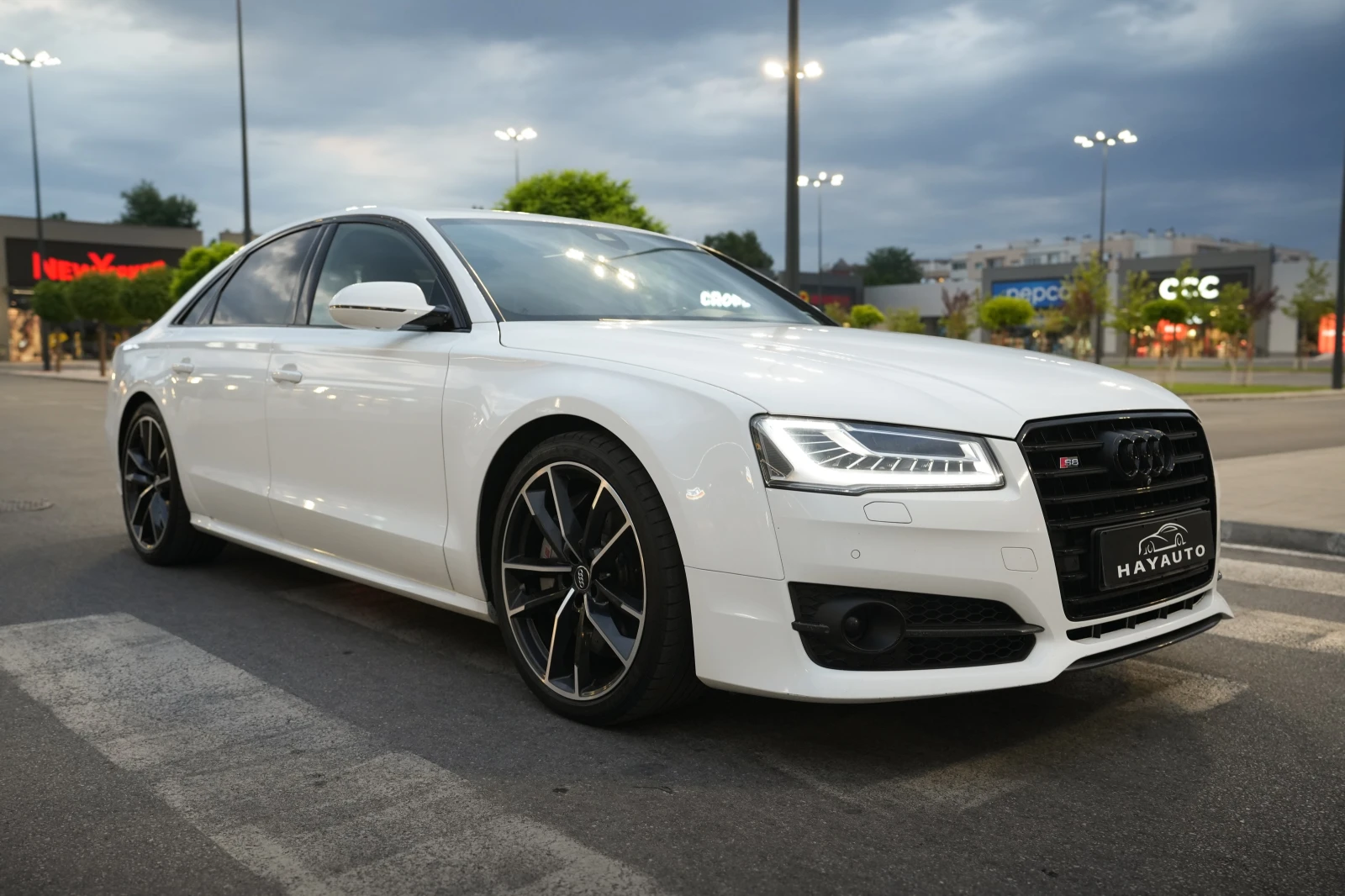Audi S8 PLUS= 4.0= V8T= MATRIX= CARBON CERAMIC= HUD=  - изображение 3