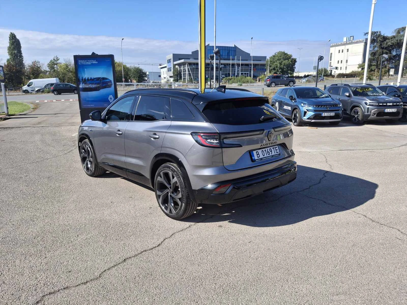 Renault Austral 1.3 Techno Esprit Alpine - изображение 7