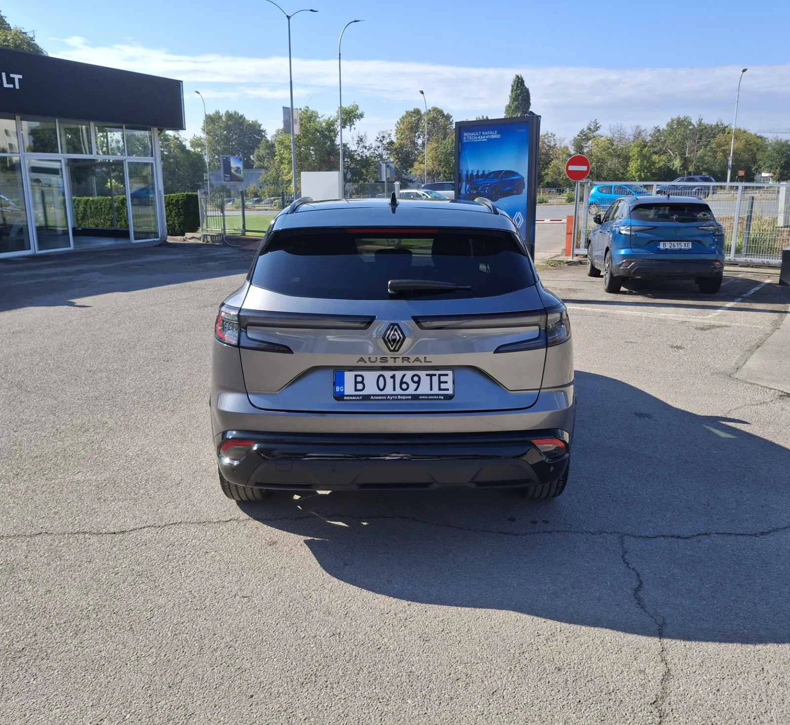 Renault Austral 1.3 Techno Esprit Alpine - изображение 6