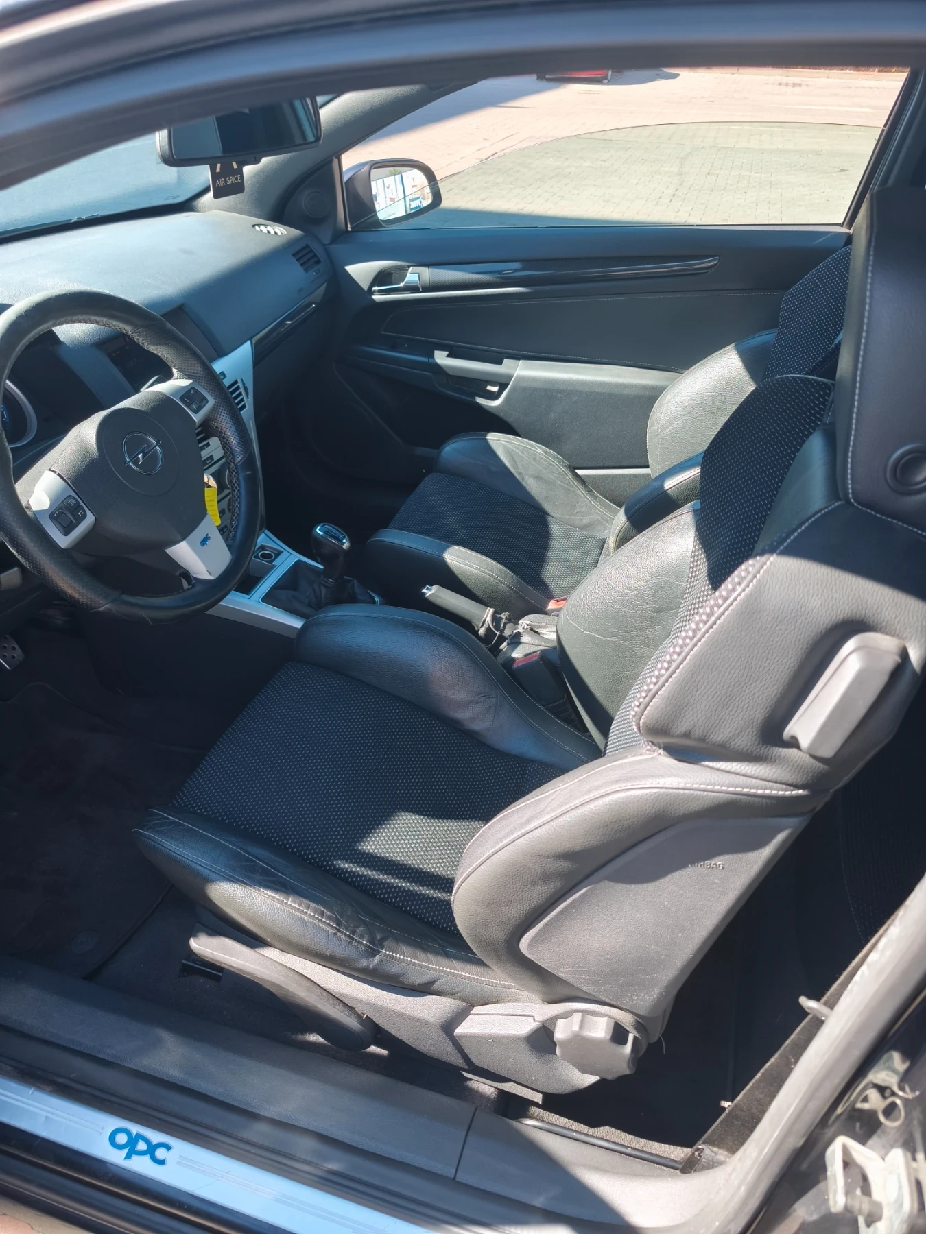 Opel Astra Astra H OPC - изображение 2