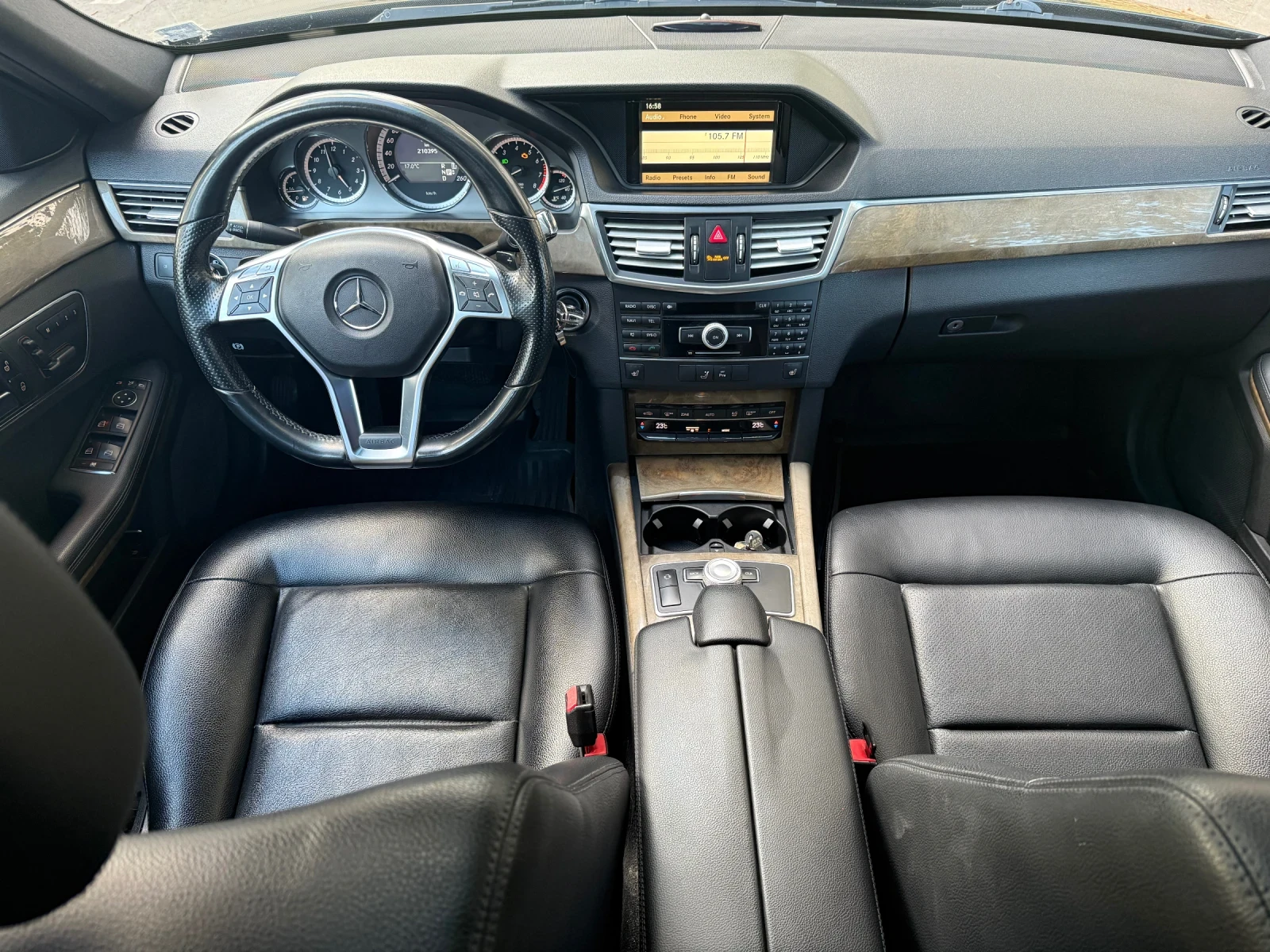 Mercedes-Benz E 350 ГАЗ* AMG-пакет* 4-MATIC* ПОДГРЕВ* АВТОПИЛОТ* Ел.Се | Mobile.bg — изображение 13