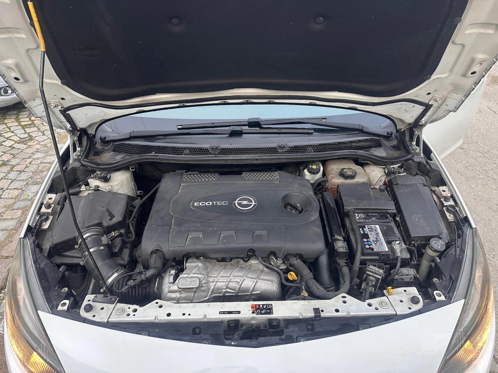 Opel Astra J - изображение 10