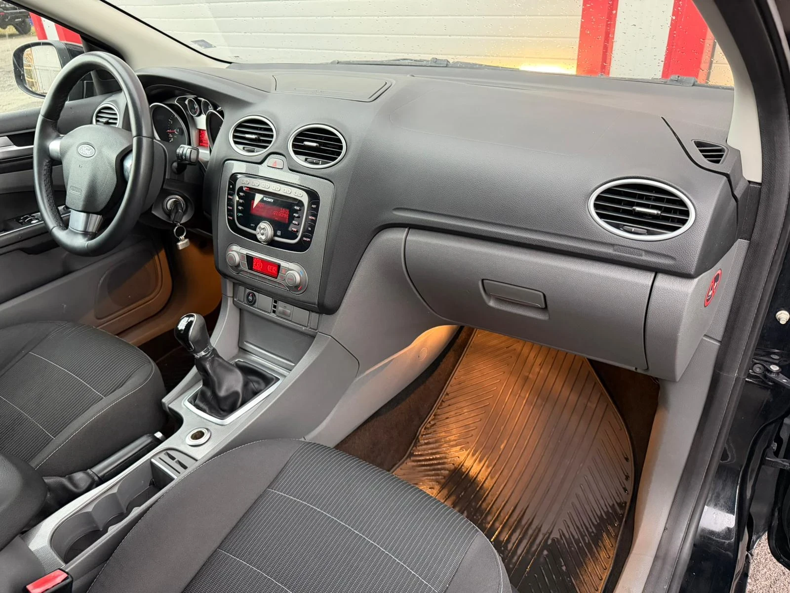 Ford Focus 2.0I KLIMATRONIK !!! | Mobile.bg   15