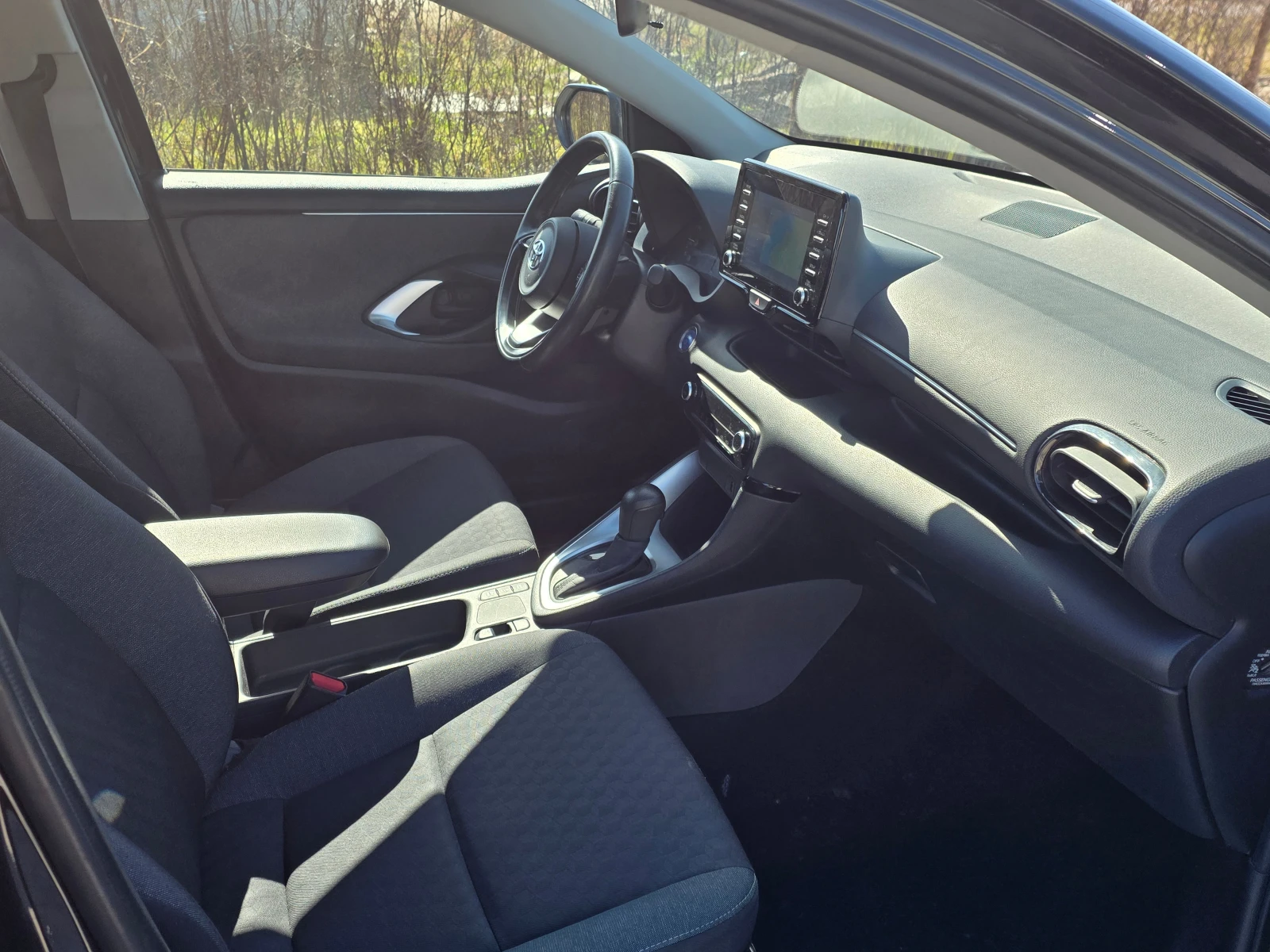 Toyota Yaris 116h France Business 5p + Stage Hybrid Acade | Mobile.bg � ����������� 11