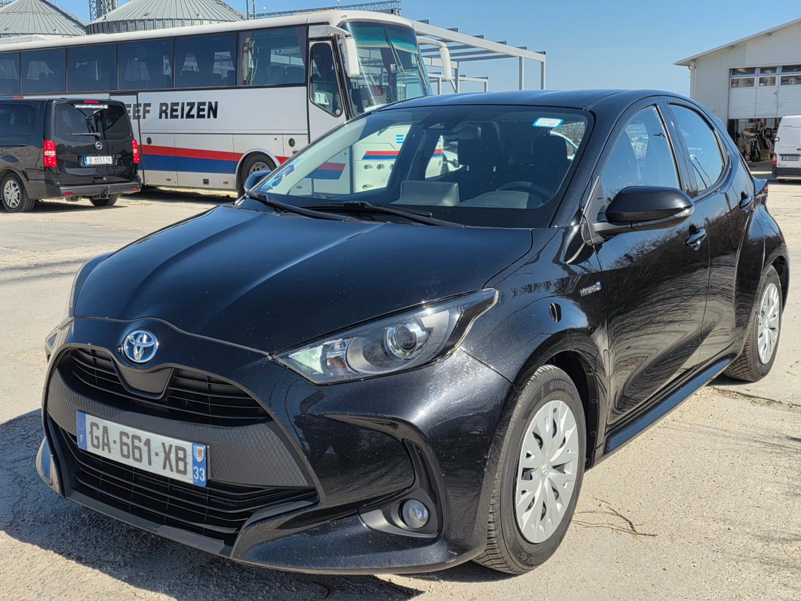 Toyota Yaris 116h France Business 5p + Stage Hybrid Acade | Mobile.bg � ����������� 3