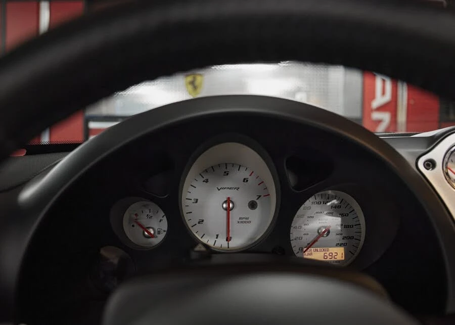 Dodge Viper Viper SRT10 Roadster RWD, снимка 11 - Автомобили и джипове - 53941035