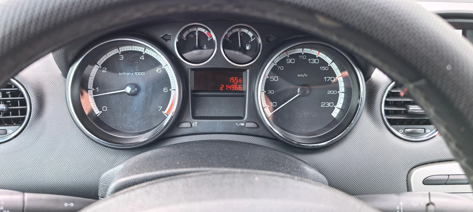 Peugeot 308 1.6, снимка 8 - Автомобили и джипове - 54001203