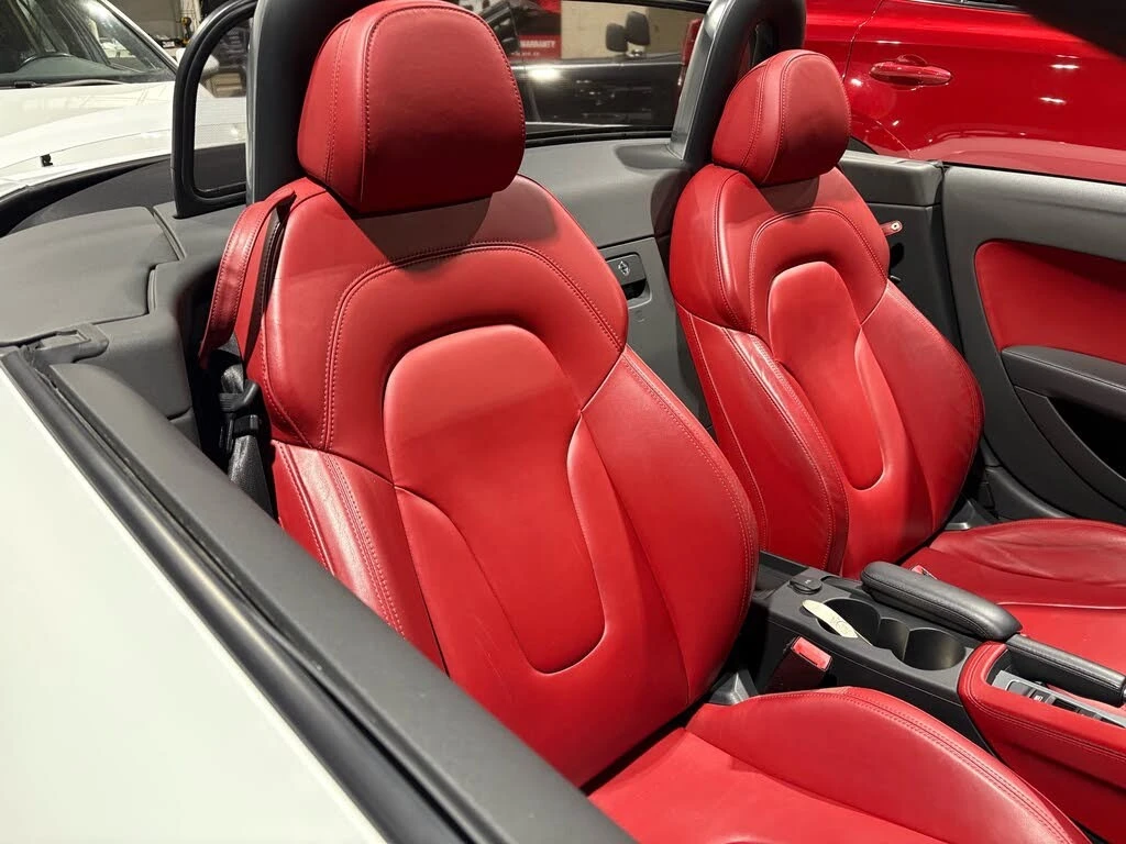 Audi Tt 2.0T* quattro* Roadster* AвтоКредит * (ЦЕНА ДО БГ), снимка 12 - Автомобили и джипове - 54003492