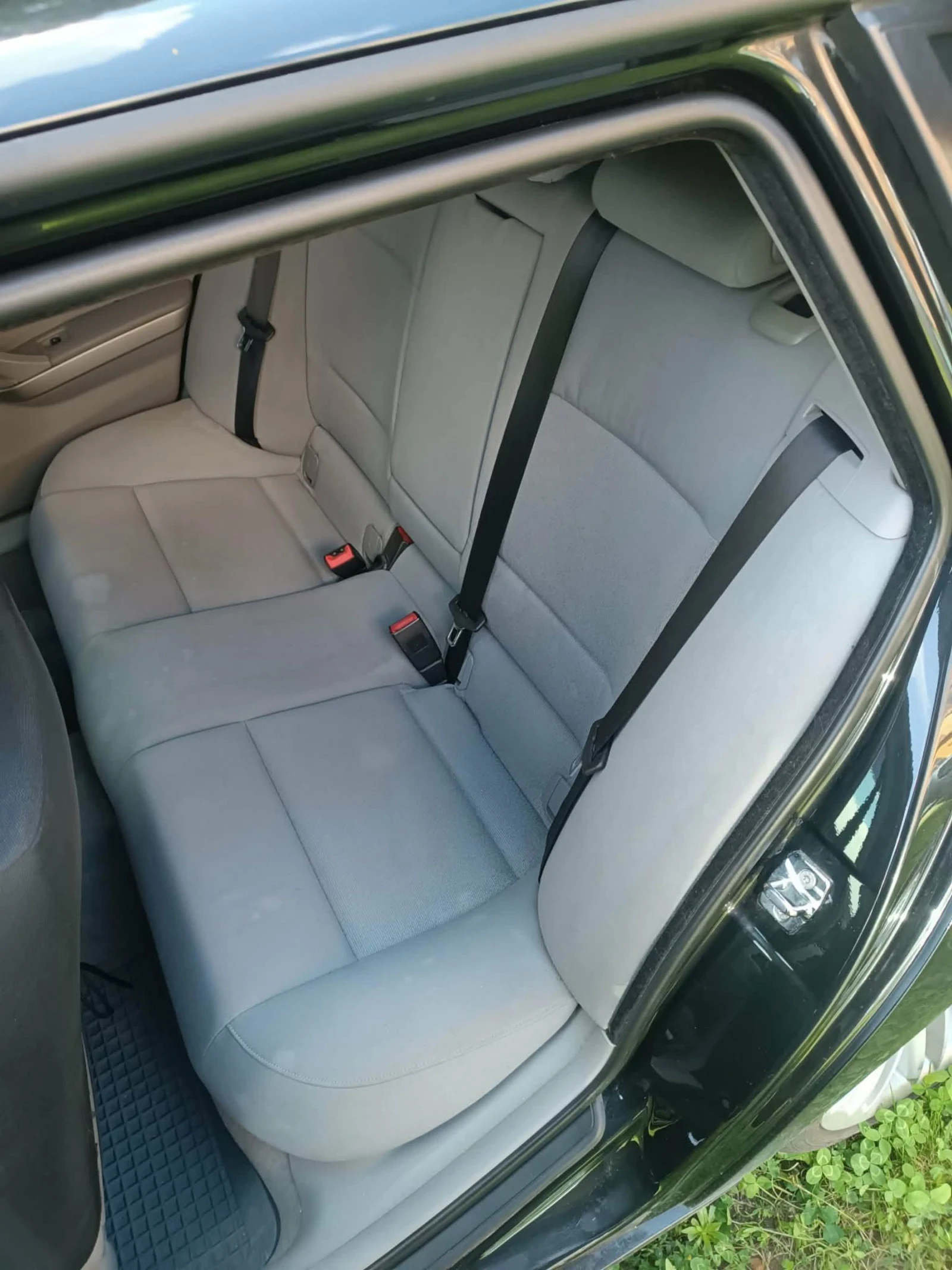 BMW 320, снимка 8 - Автомобили и джипове - 54635459