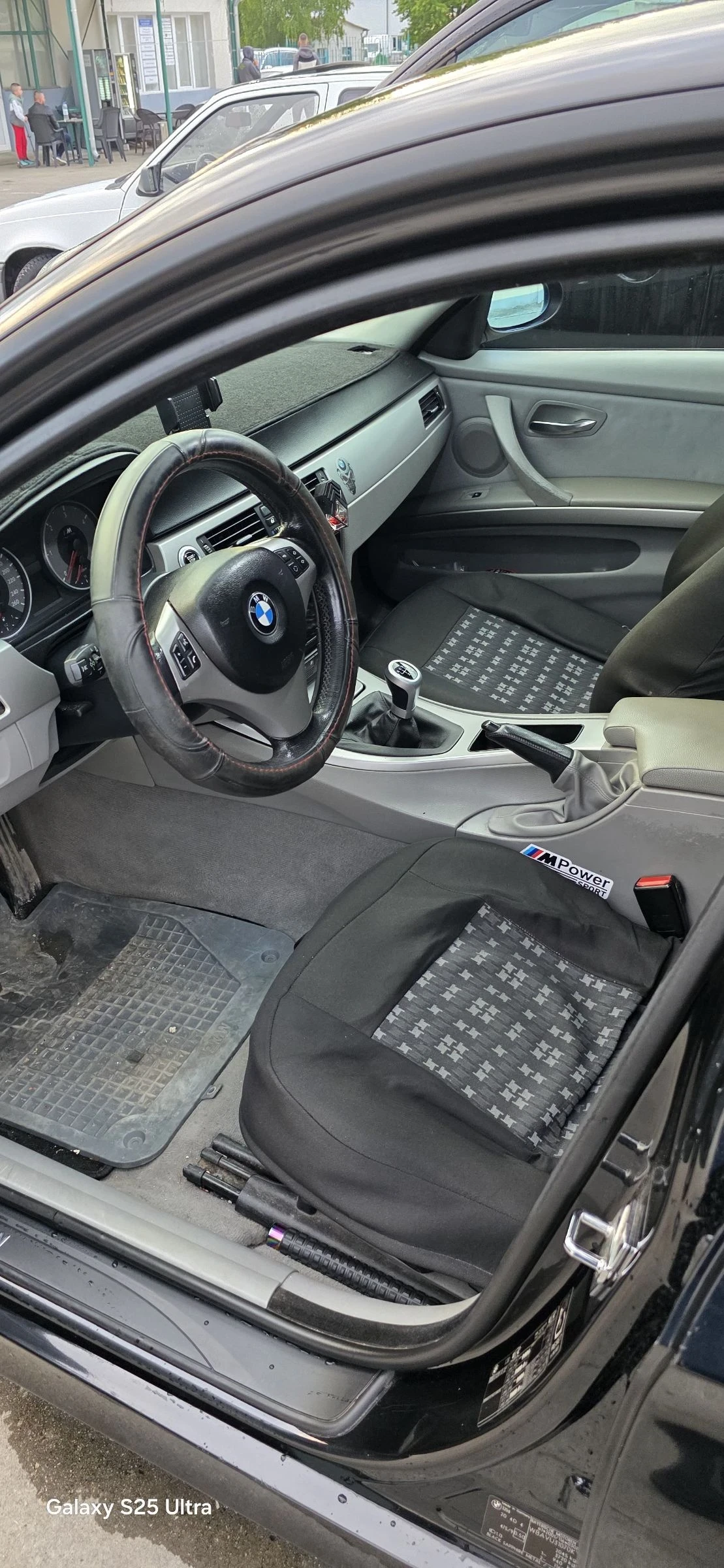 BMW 320, снимка 6 - Автомобили и джипове - 54635459