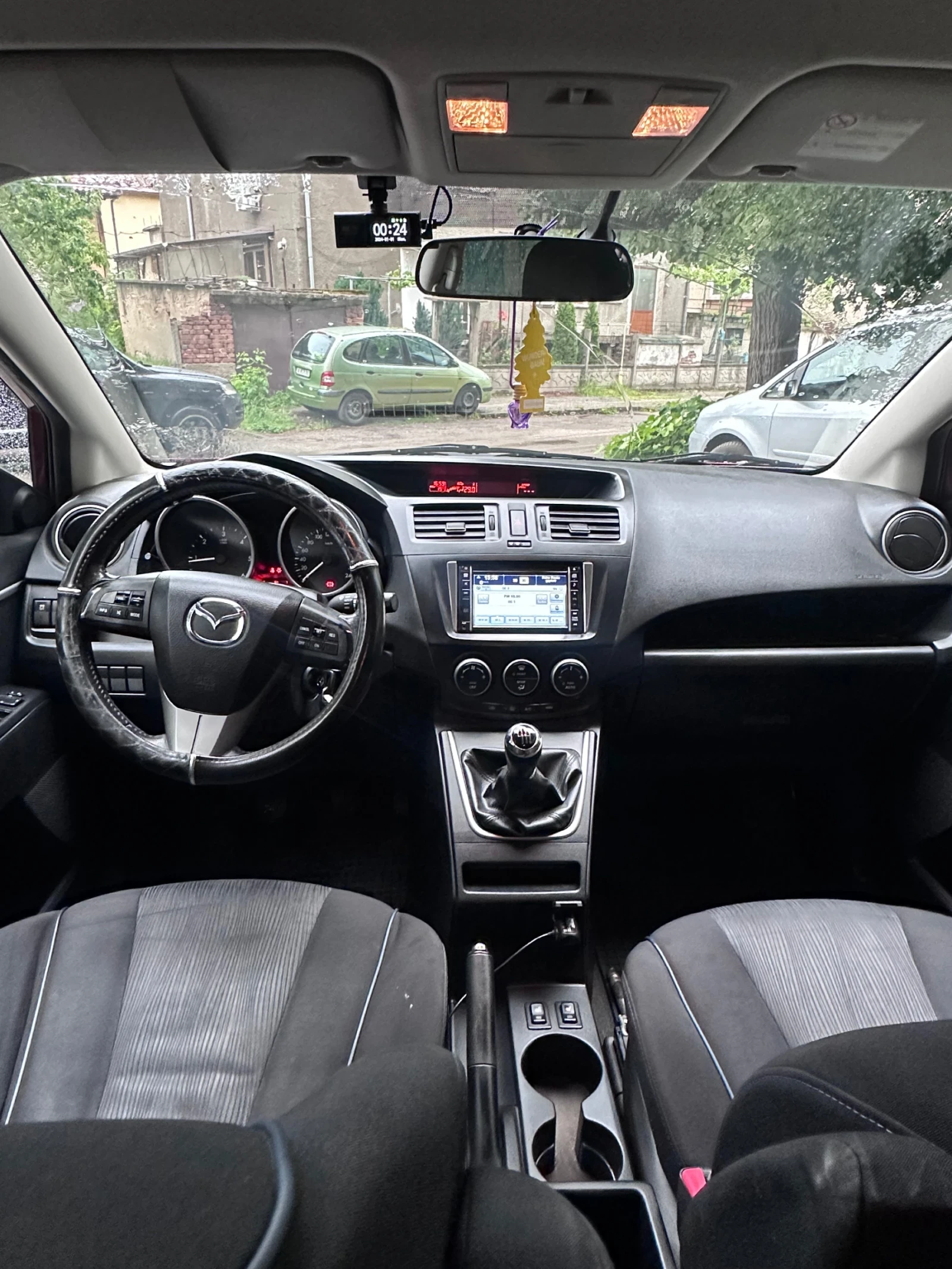 Mazda 5 1.6 7 места 2011, снимка 6 - Автомобили и джипове - 54645075