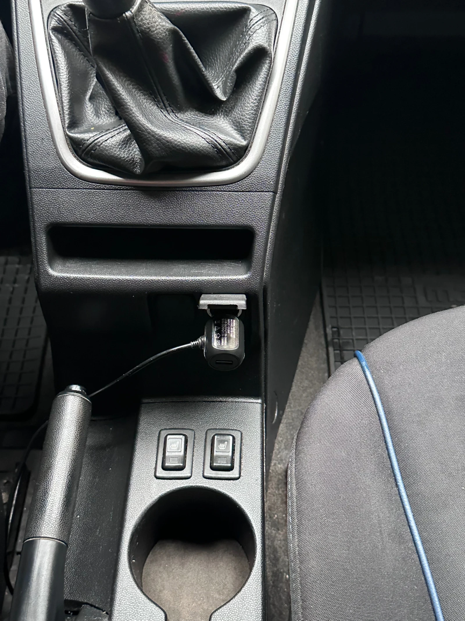 Mazda 5 1.6 7 места 2011, снимка 15 - Автомобили и джипове - 54645075