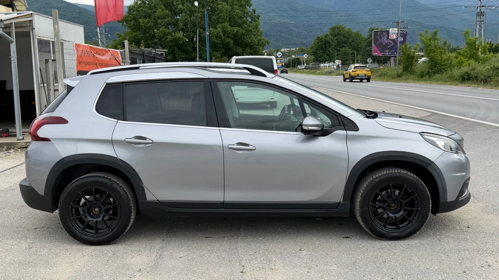 Peugeot 2008 1.6HDI ALLURE SKY, снимка 8 - Автомобили и джипове - 54655172