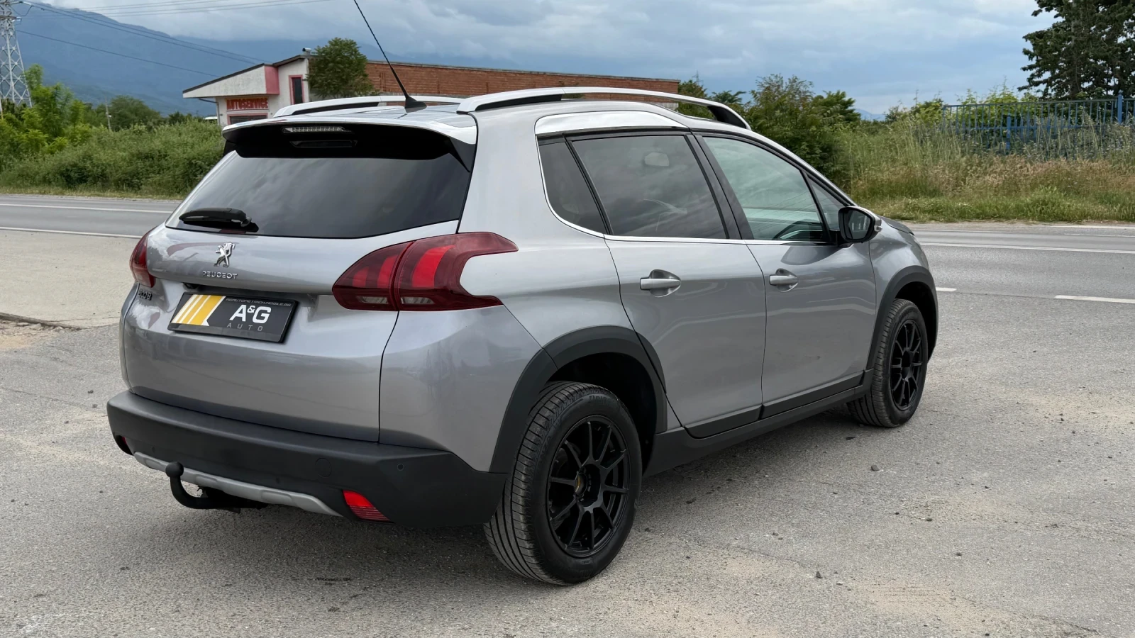 Peugeot 2008 1.6HDI ALLURE SKY, снимка 4 - Автомобили и джипове - 54655172