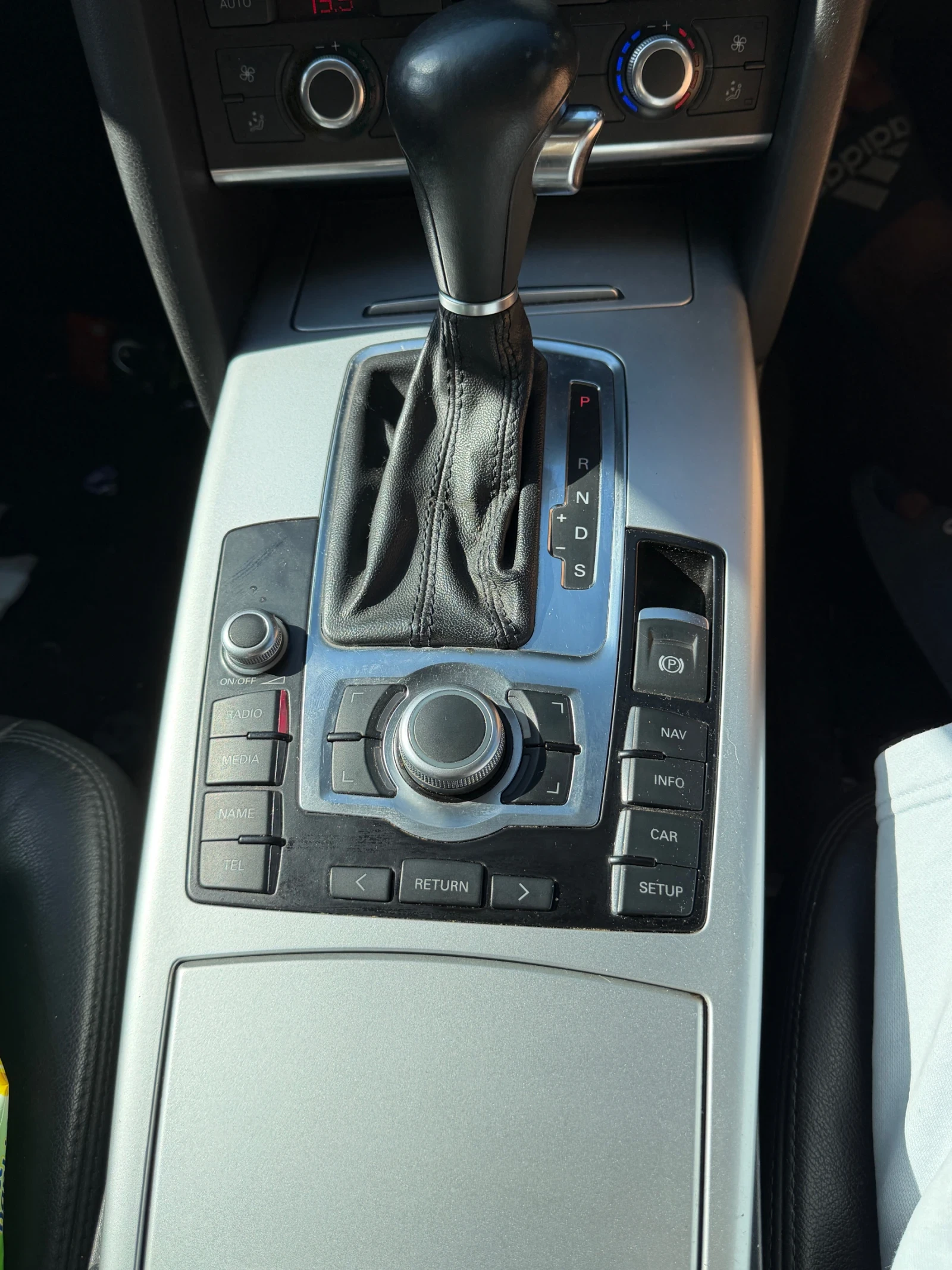 Audi A6, снимка 14 - Автомобили и джипове - 55093181