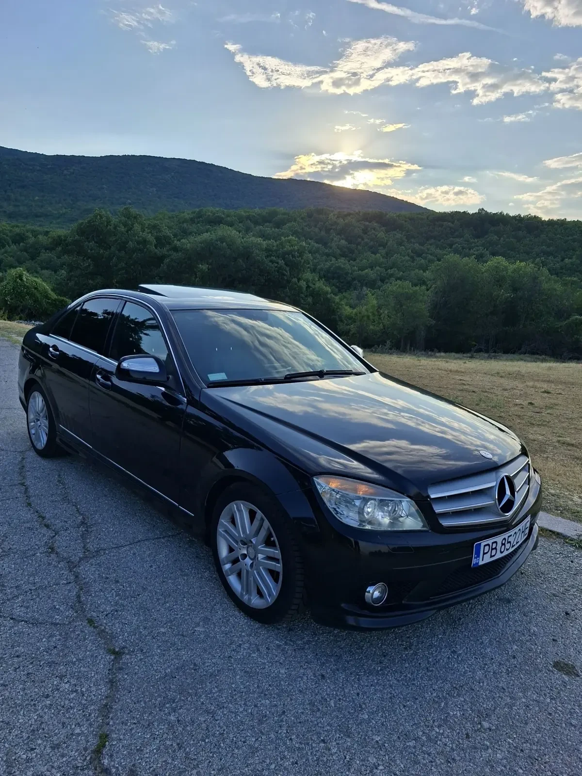 Mercedes-Benz C 300 AMG 4MATIC LPG, снимка 2 - Автомобили и джипове - 55224942