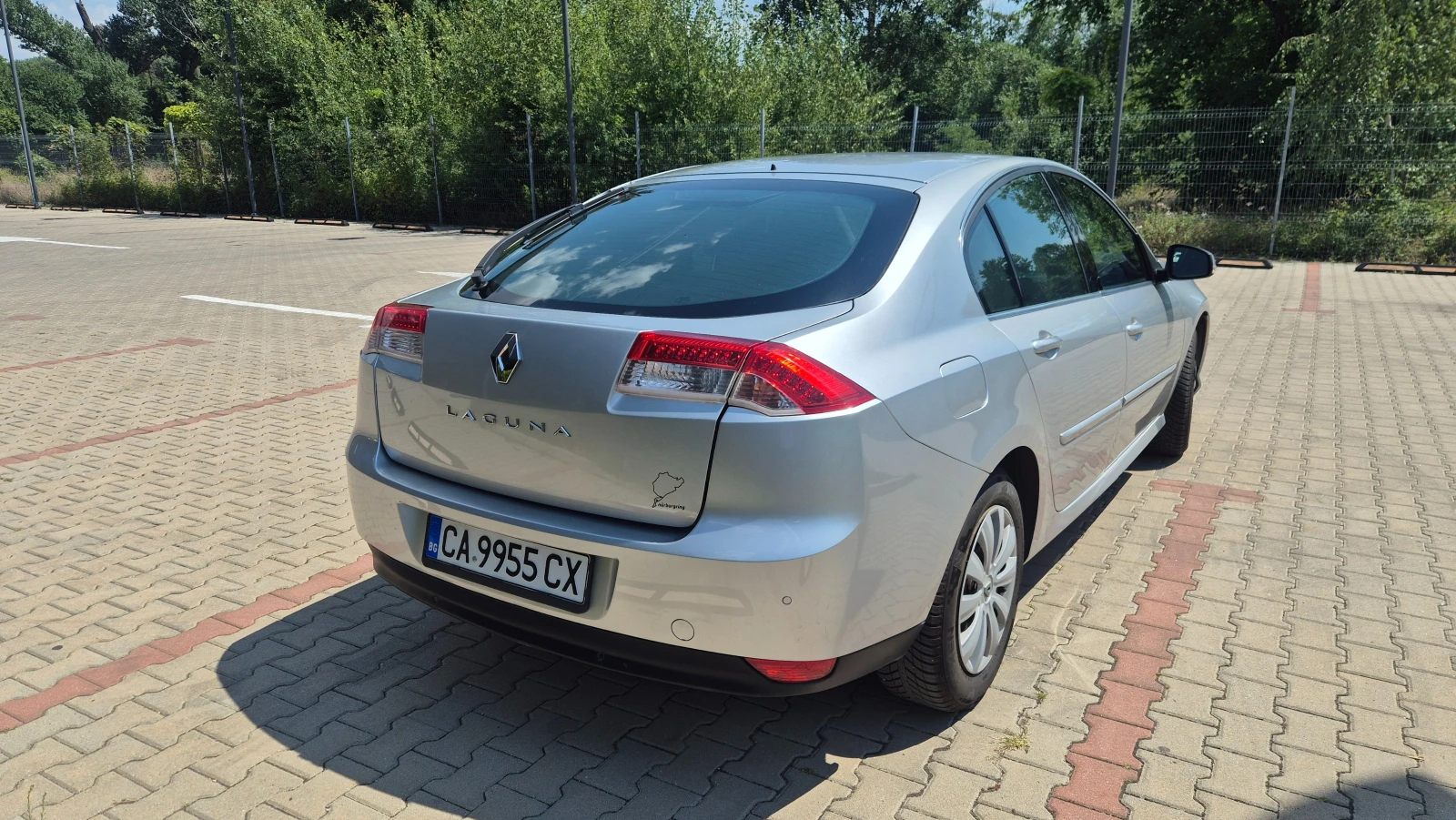 Renault Laguna 2.0 Газ, снимка 3 - Автомобили и джипове - 55560060