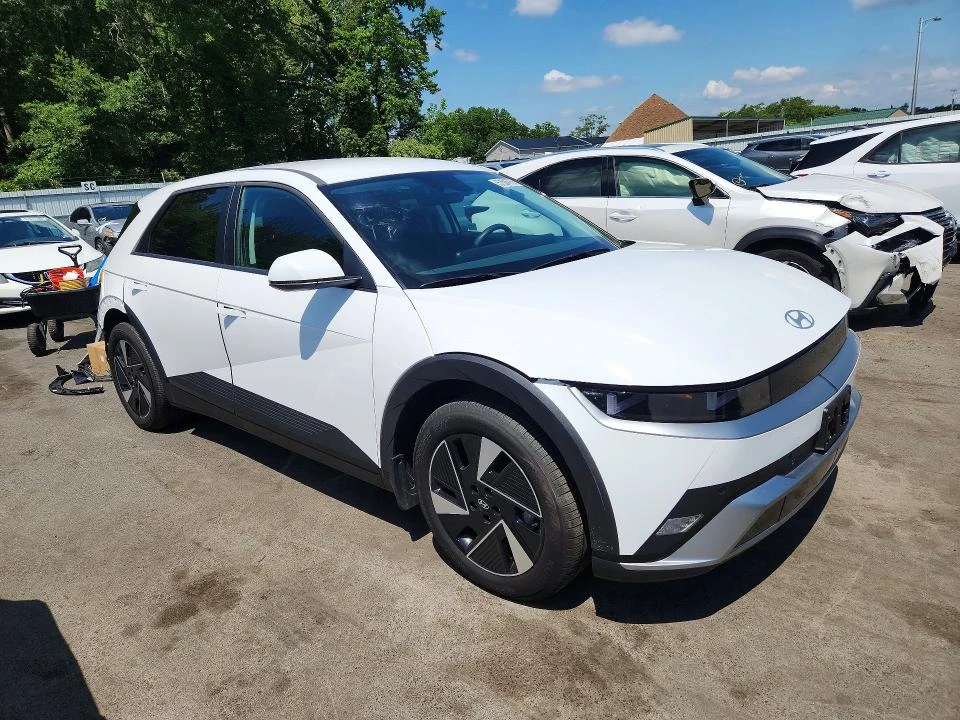 Hyundai Ioniq 5 AWD  / Застраховател / Carfax, снимка 4 - Автомобили и джипове - 56235087
