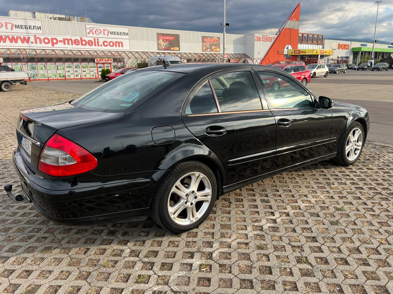 Mercedes-Benz E 220, снимка 15 - Автомобили и джипове - 56273922