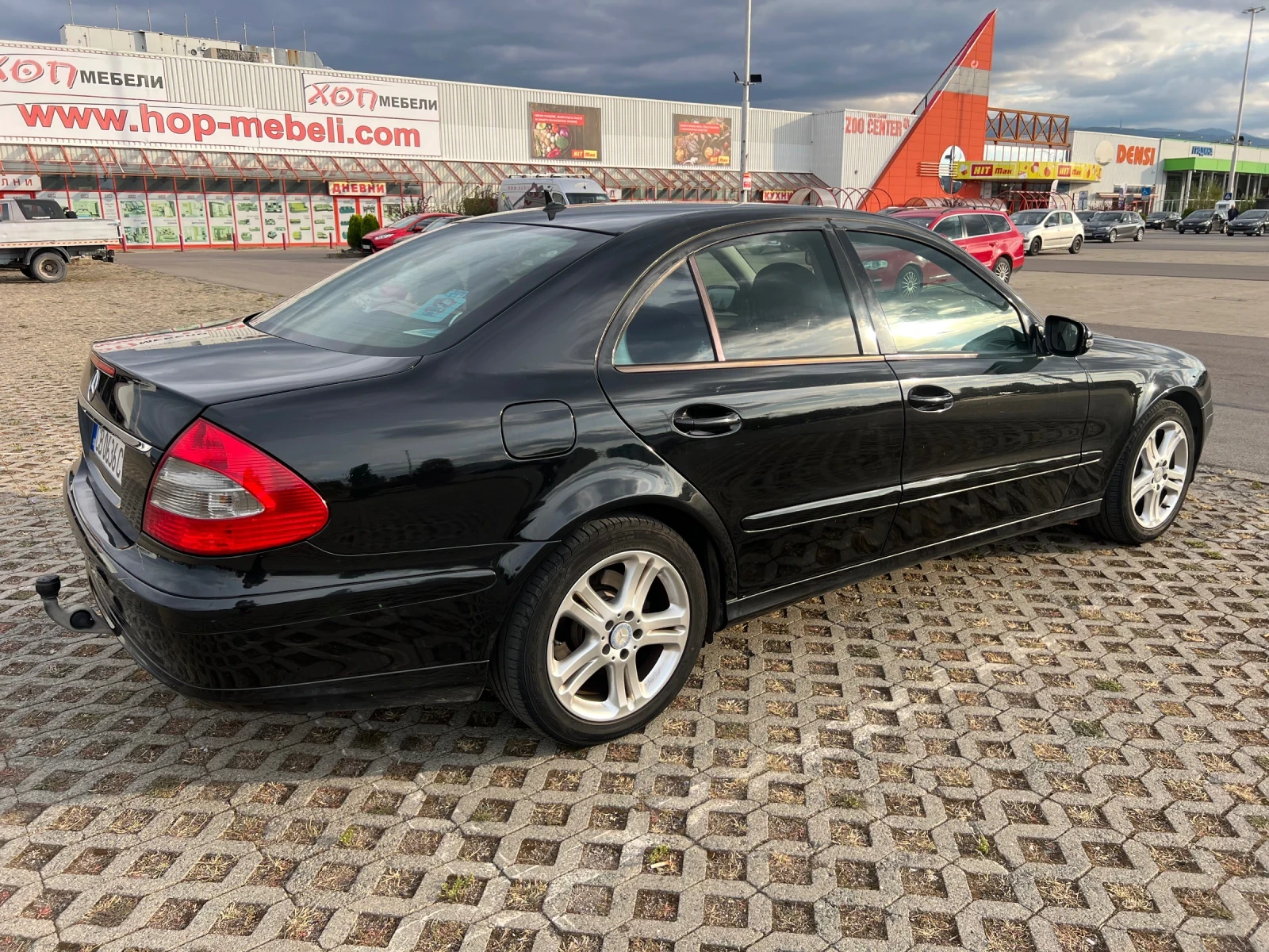 Mercedes-Benz E 220, снимка 10 - Автомобили и джипове - 56273922