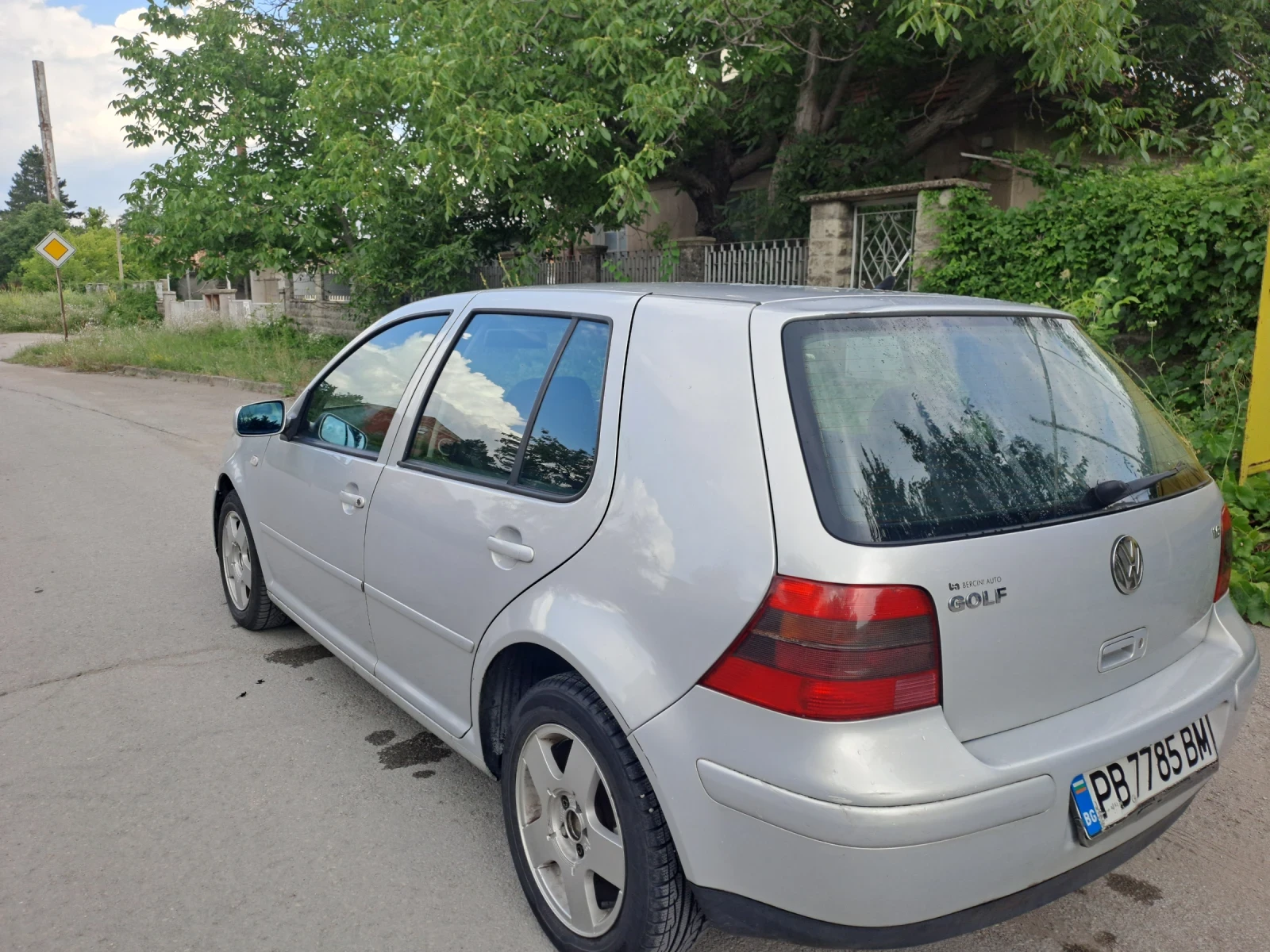 VW 1600, снимка 4 - Автомобили и джипове - 56423807