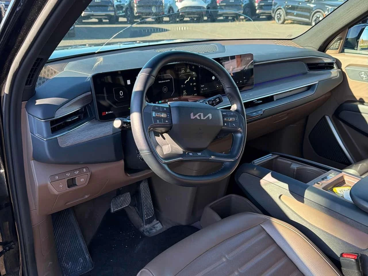Kia EV9 Land Package  CARFAX, снимка 5 - Автомобили и джипове - 56656418