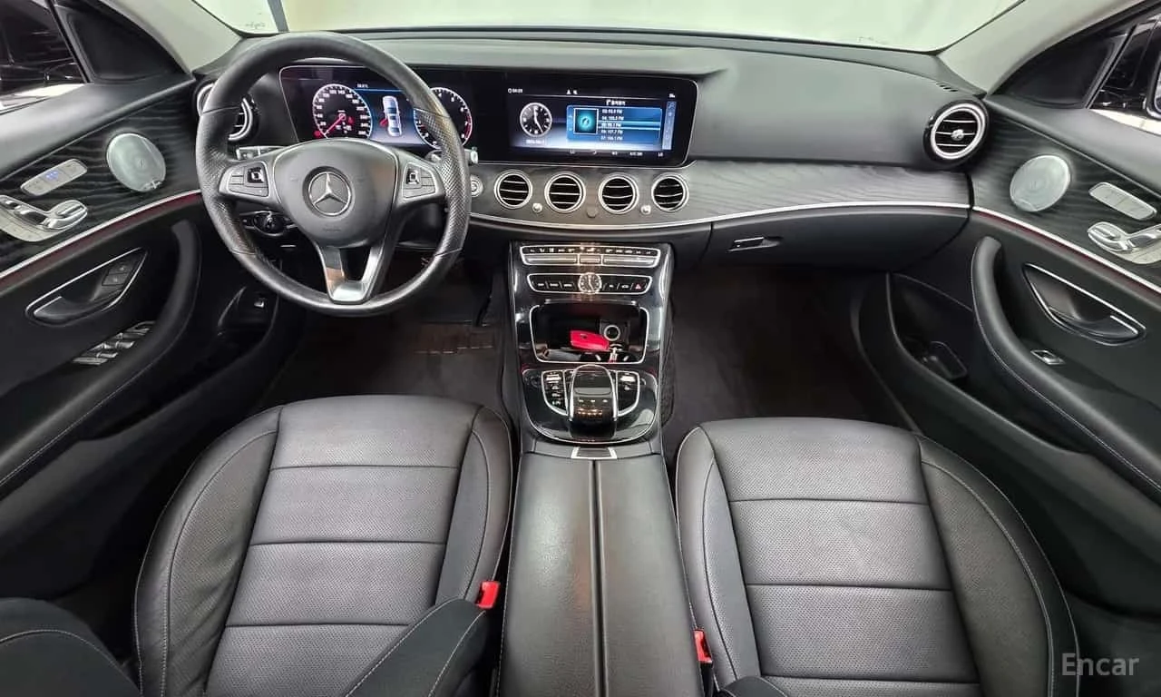 Mercedes-Benz E 300 * 4MATIC Avnatgarde * ������ ���� �� �������� | Mobile.bg � ����������� 7