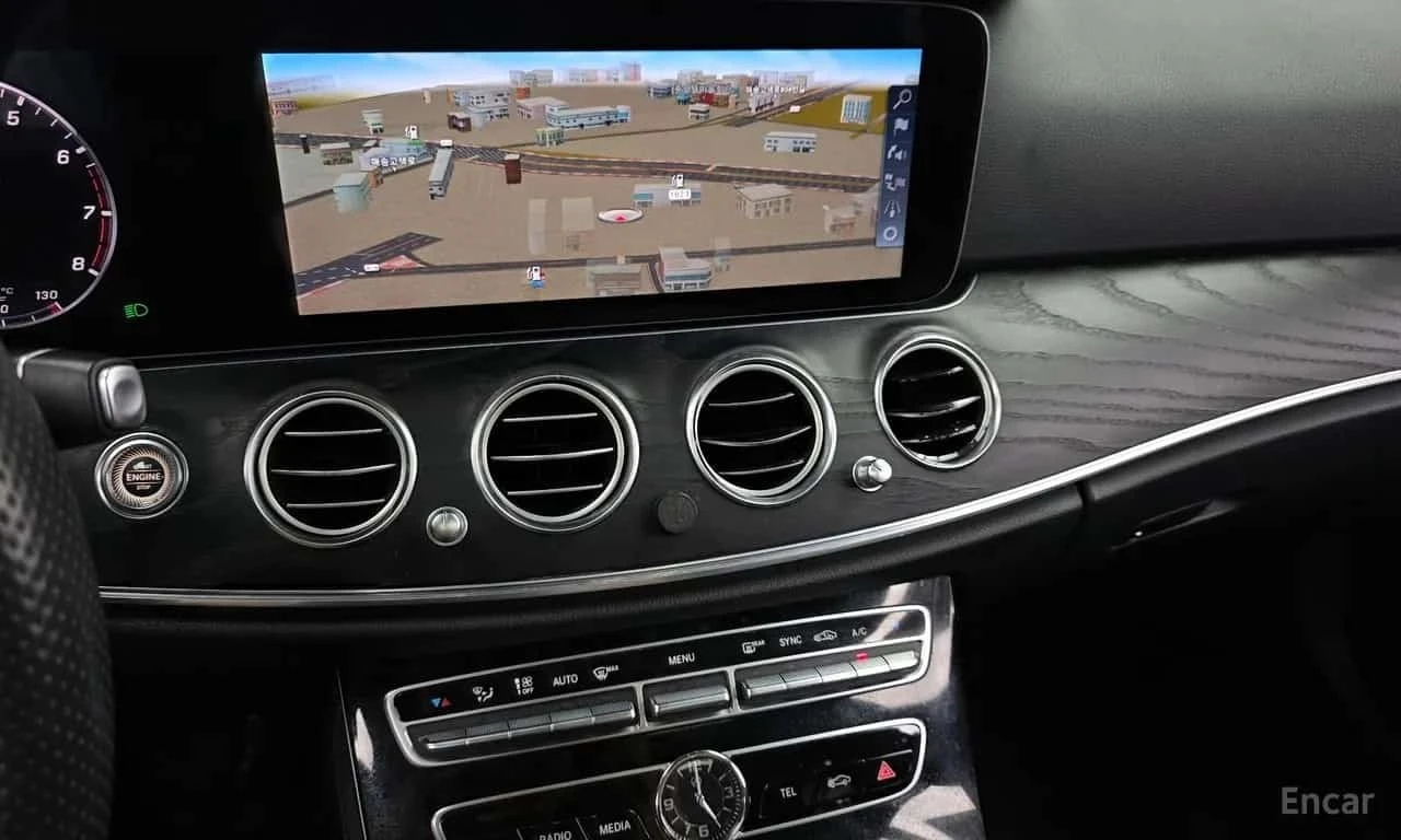 Mercedes-Benz E 300 * 4MATIC Avnatgarde * ������ ���� �� �������� | Mobile.bg � ����������� 13