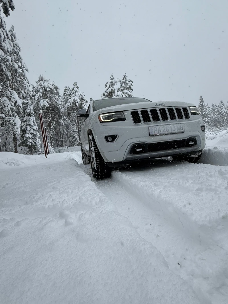 Jeep Grand cherokee 5.7, снимка 5 - Автомобили и джипове - 48477863