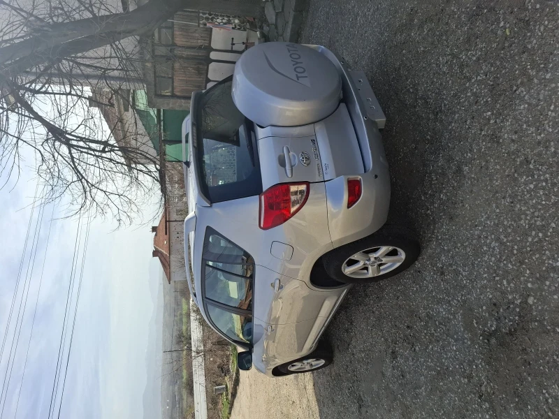 Toyota Rav4 D4D, снимка 4 - Автомобили и джипове - 49562007