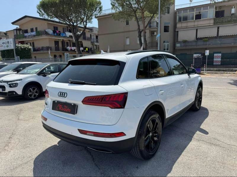 Audi Q5 2.0 дизел 190 коня , снимка 3 - Автомобили и джипове - 51513890