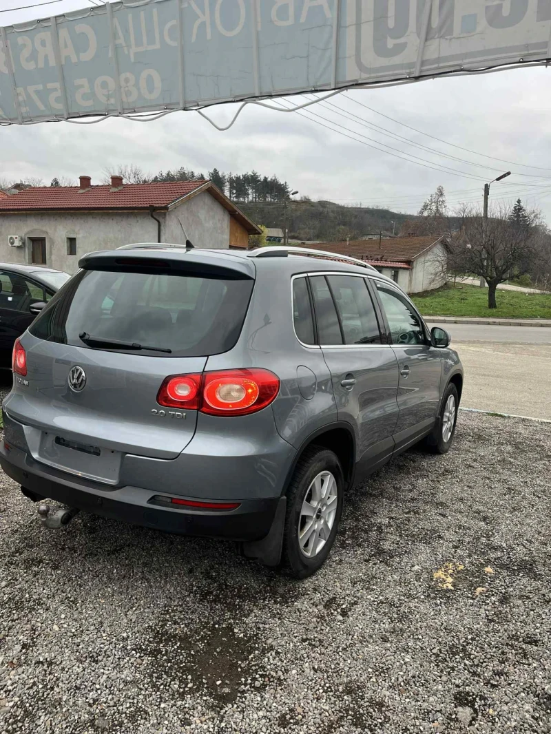 VW Tiguan Sport & Style 4X4, снимка 5 - Автомобили и джипове - 52750437