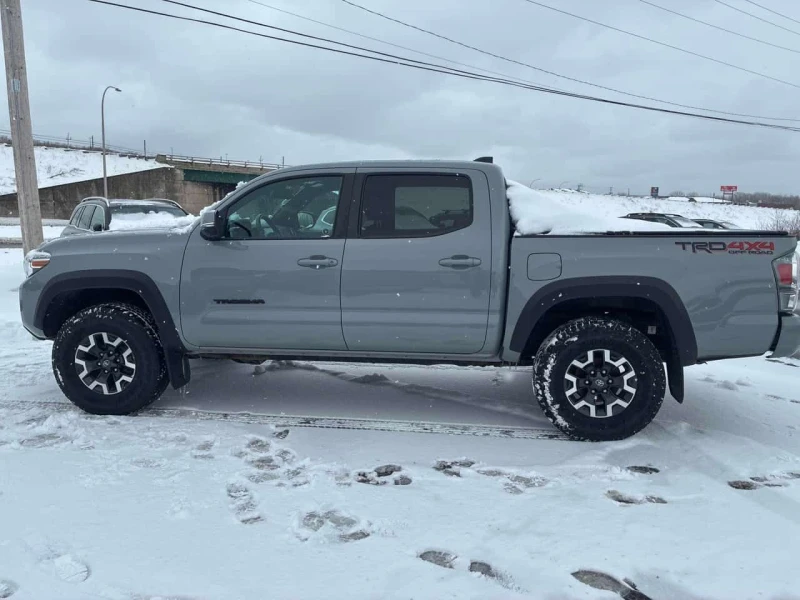 Toyota Tacoma * 4x4 Double Cab SB * DISTRONIC* KEYLESS* ПОДГРЕВИ, снимка 2 - Автомобили и джипове - 53507574