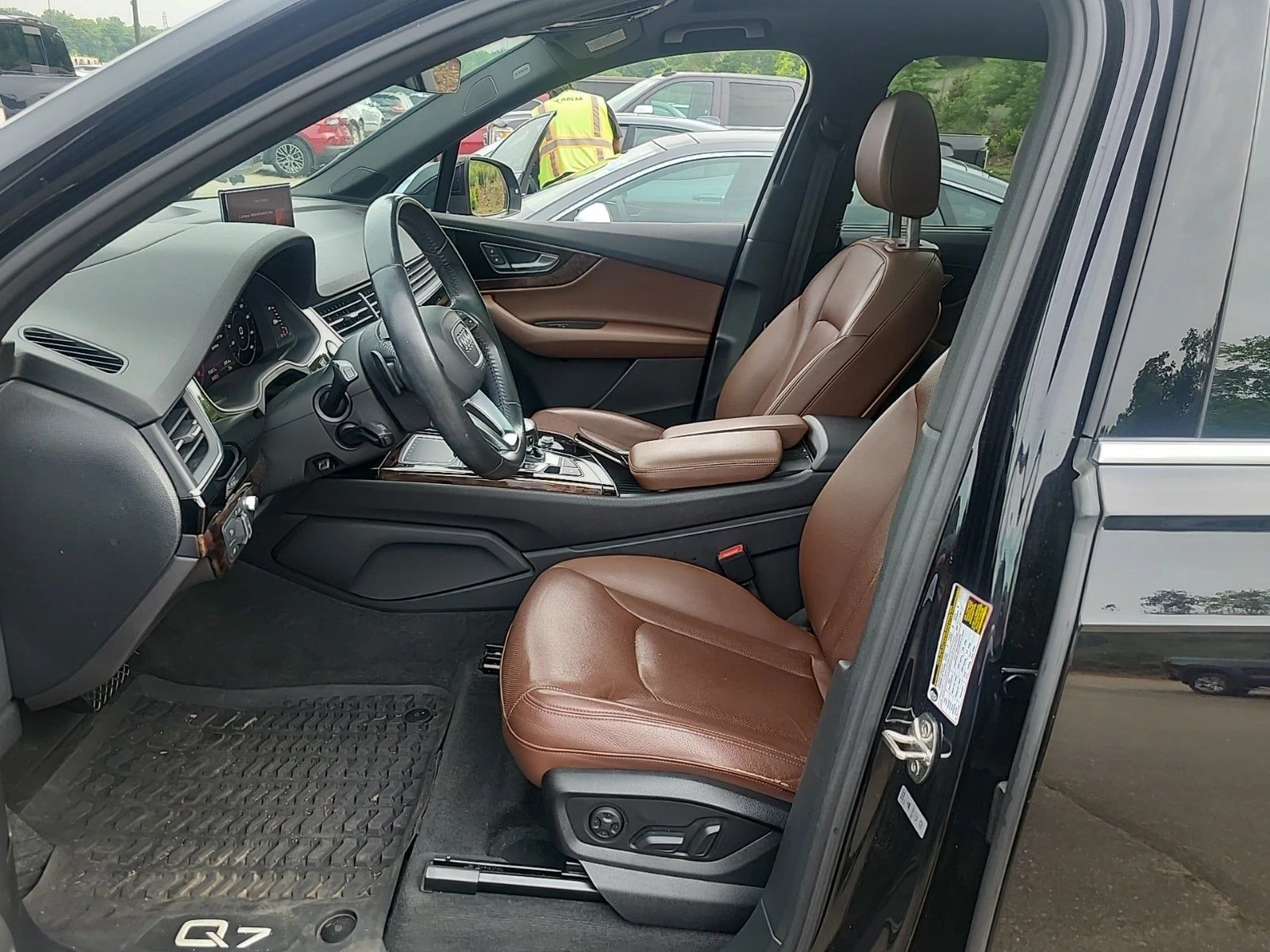 Audi Q7 PRESTIGE* FULL MAX* DISTRO* MATRIX* PANO* ОБДУХ* 3 - изображение 7